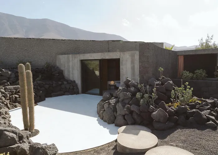 Canaryislandshost I Nativo *