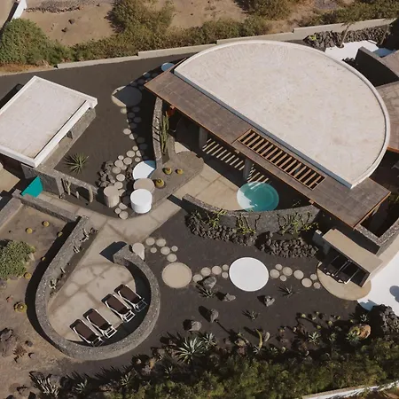 Canaryislandshost I Nativo * Famara