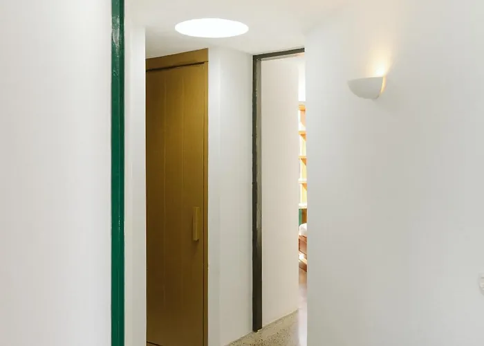 Canaryislandshost I Nativo فامارا