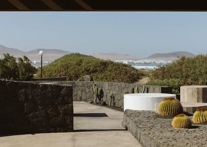 Canaryislandshost I Nativo فيلة